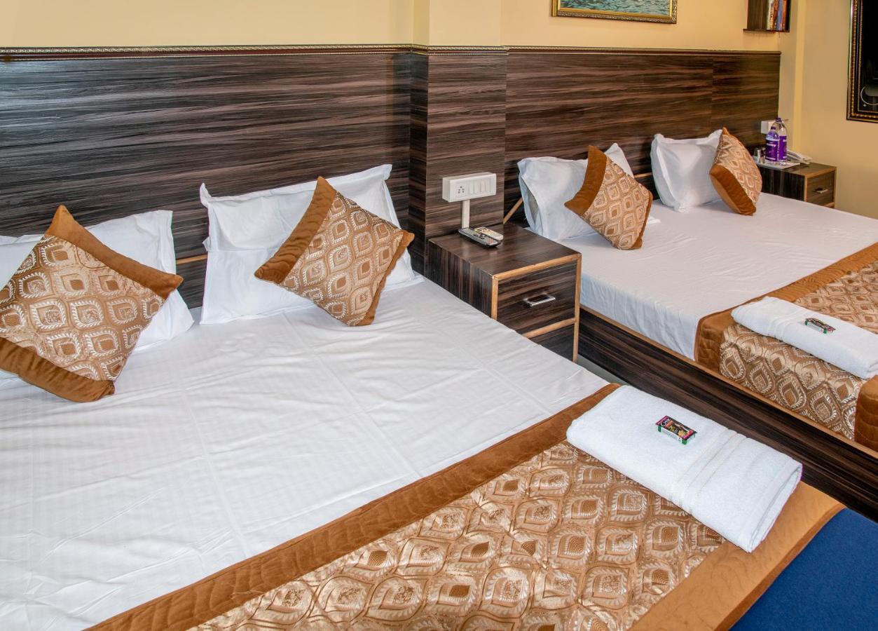 Vrindavan Comfort Inn Hyderabad Ngoại thất bức ảnh