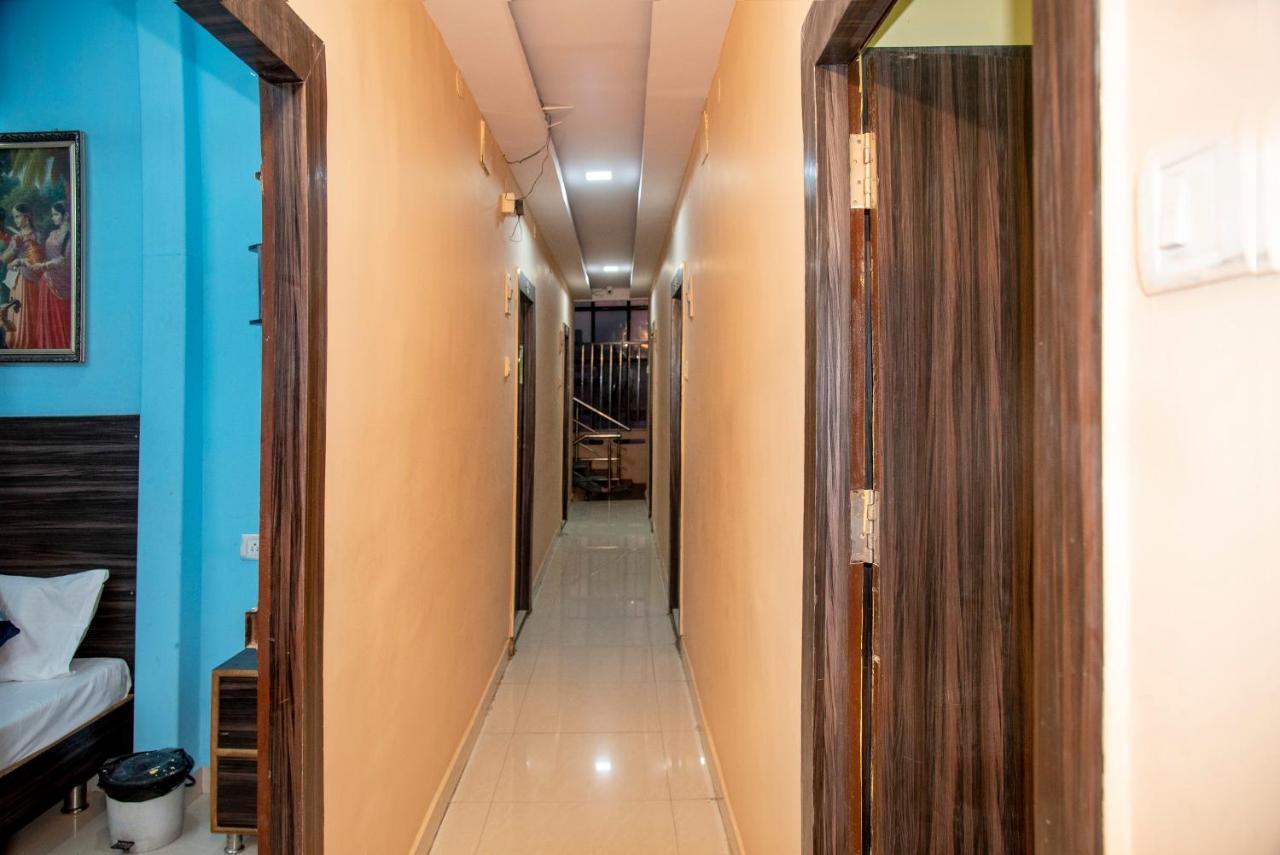 Vrindavan Comfort Inn Hyderabad Ngoại thất bức ảnh